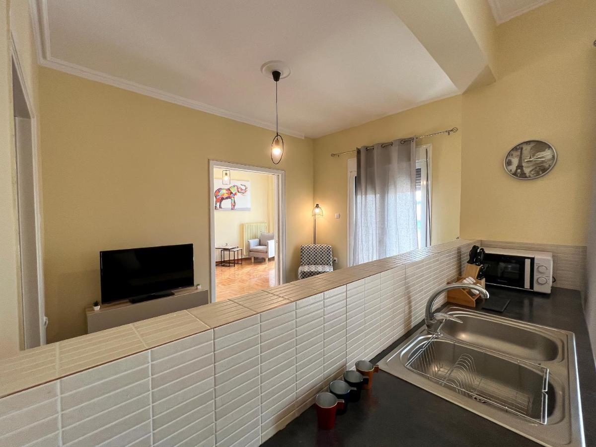 Chiou Spacious 90Sqm Apt In Атина Екстериор снимка