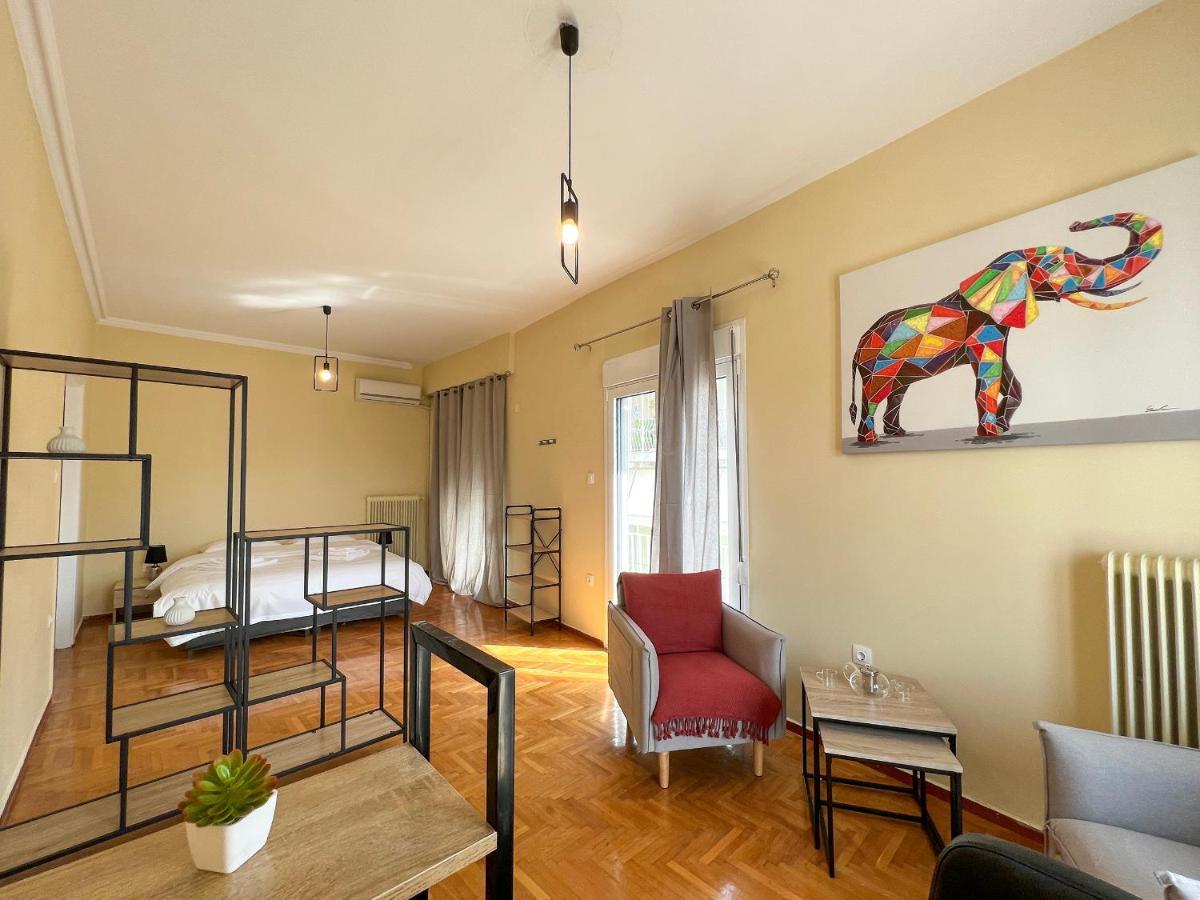 Chiou Spacious 90Sqm Apt In Атина Екстериор снимка