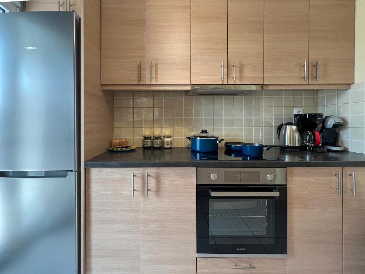 Chiou Spacious 90Sqm Apt In Атина Екстериор снимка