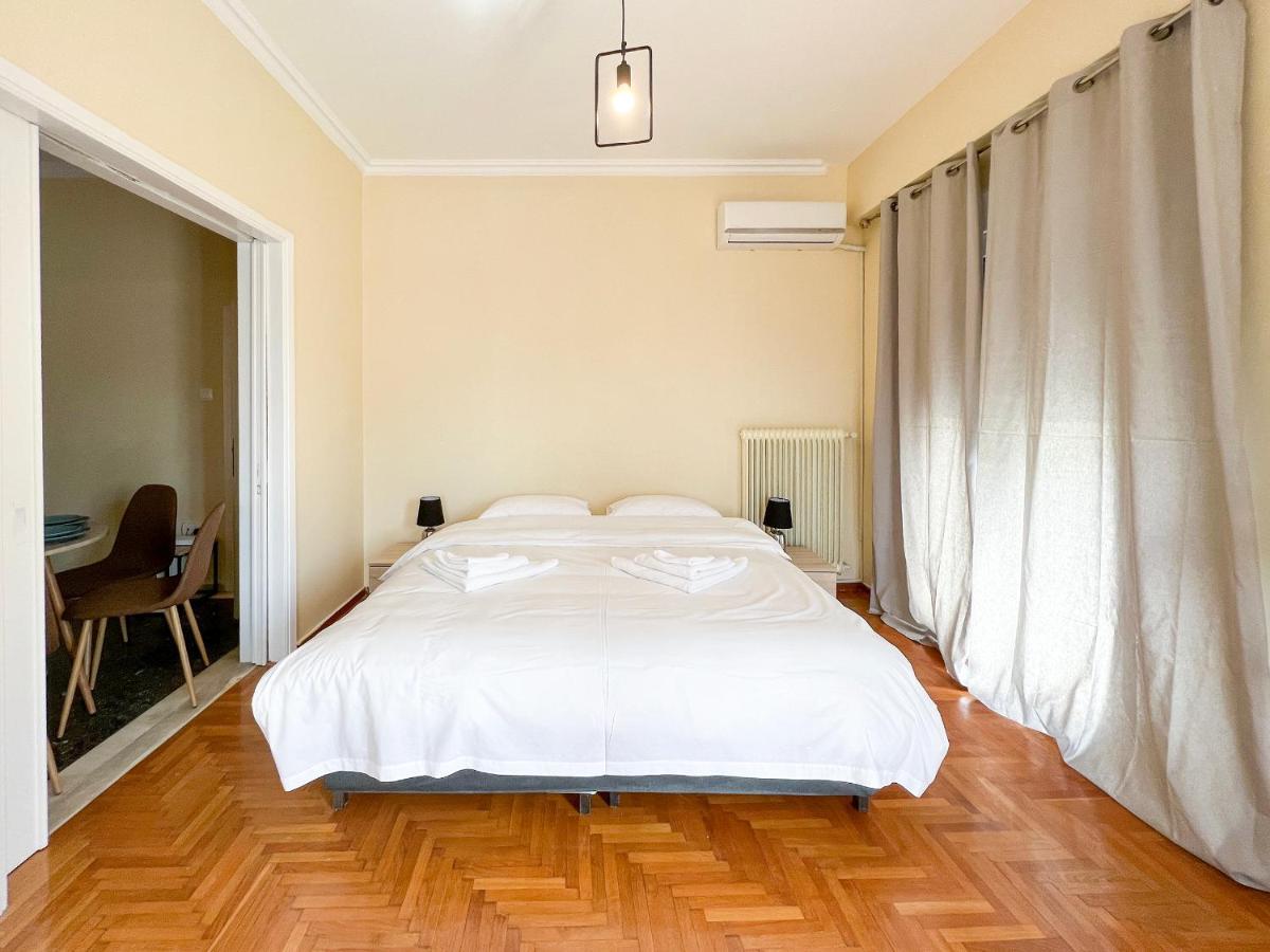 Chiou Spacious 90Sqm Apt In Атина Екстериор снимка